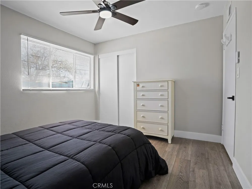 1112 E Avenue J4 Lancaster, CA 93535