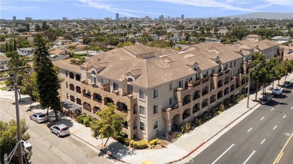 1775 Ohio #309 Long Beach, CA 90804