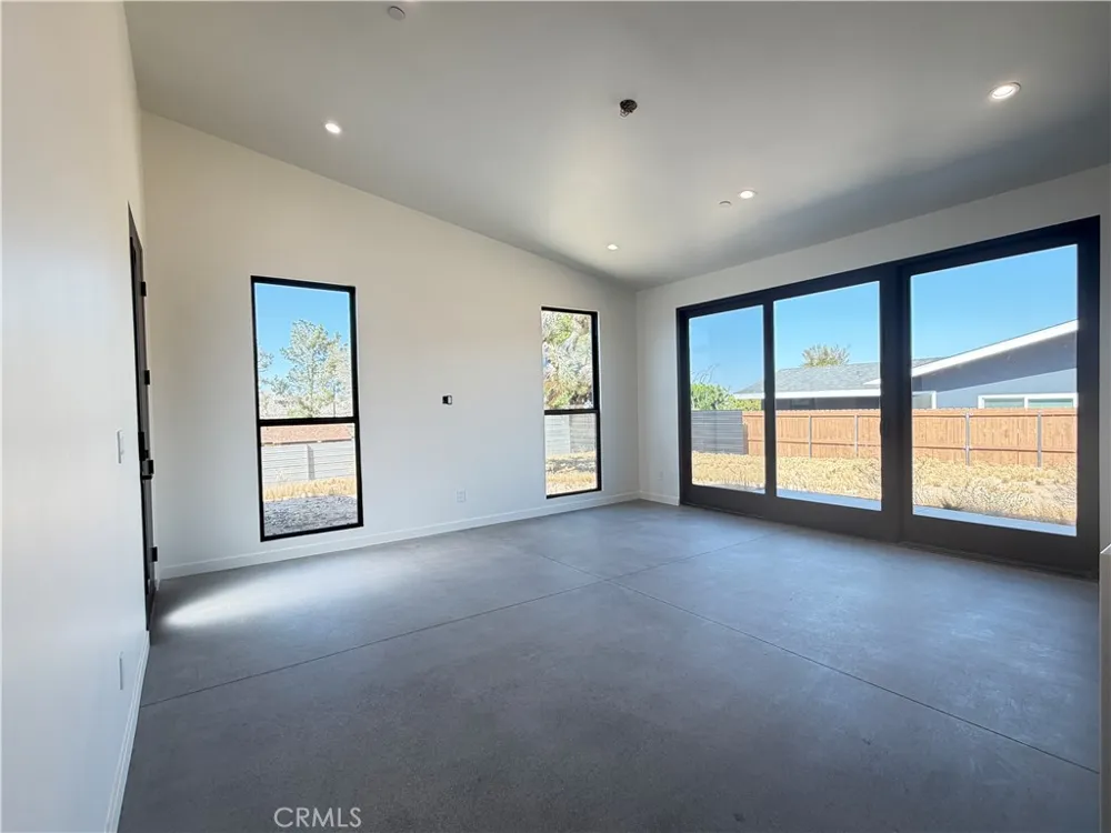61523 Capilla Drive Joshua Tree, CA 92252