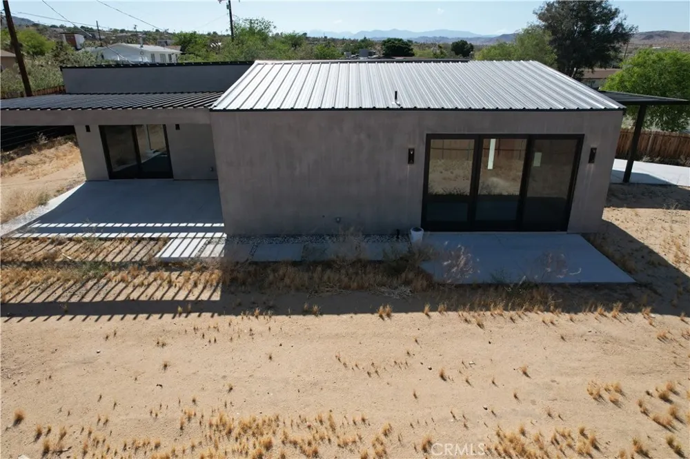 61523 Capilla Drive Joshua Tree, CA 92252
