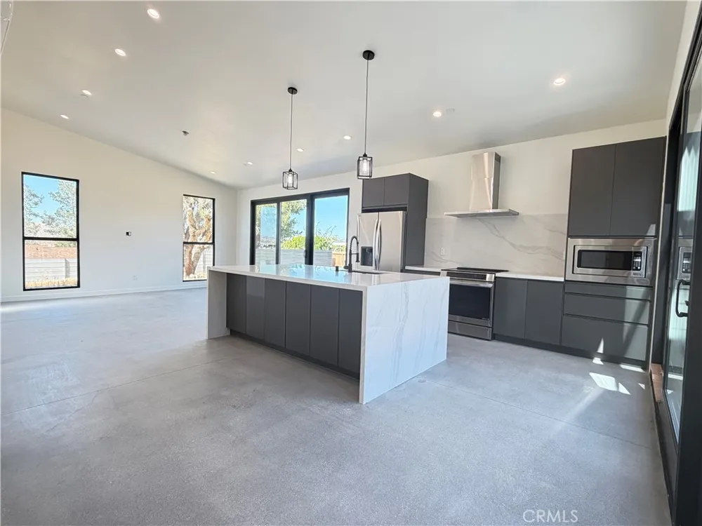 61523 Capilla Drive Joshua Tree, CA 92252