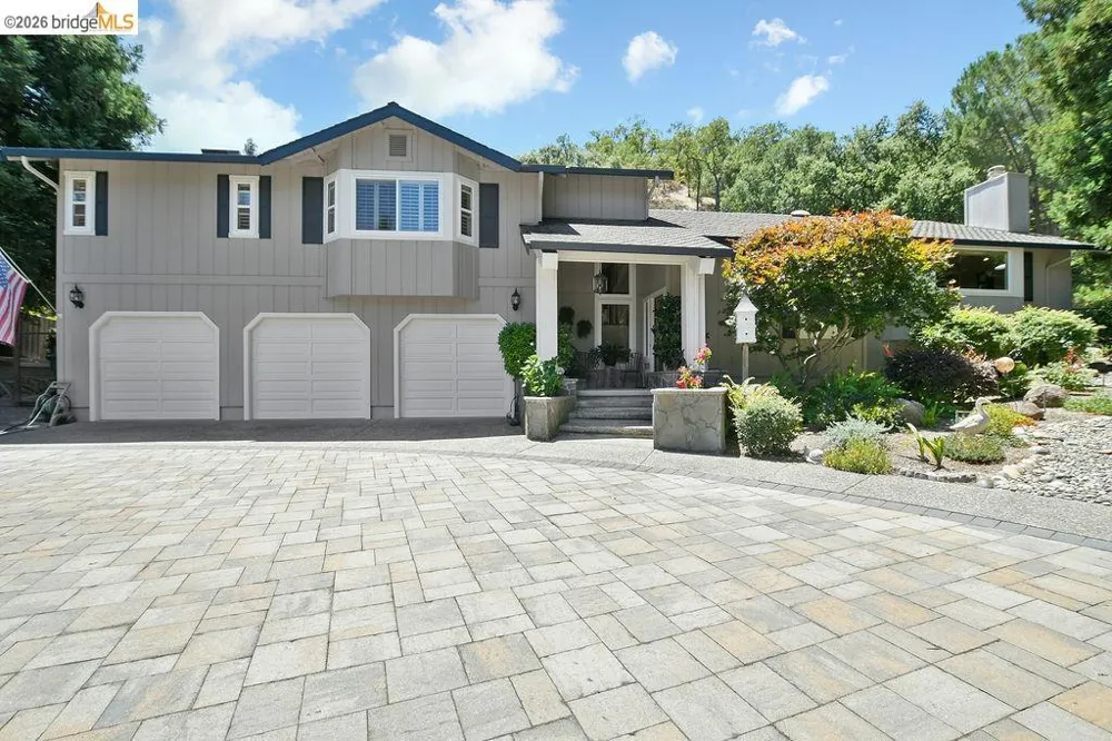 2090 Pebble Dr Alamo, CA 94507