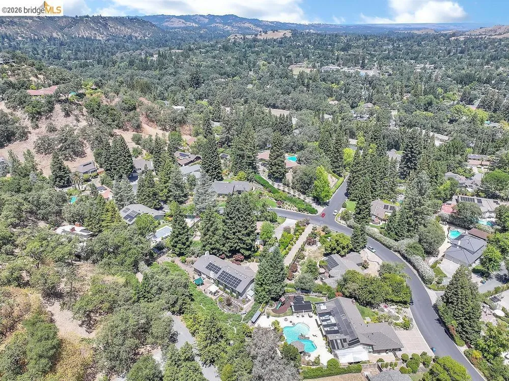 2090 Pebble Dr Alamo, CA 94507