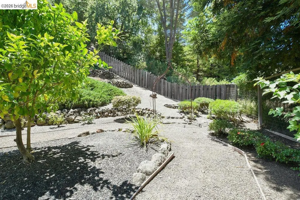 2090 Pebble Dr Alamo, CA 94507