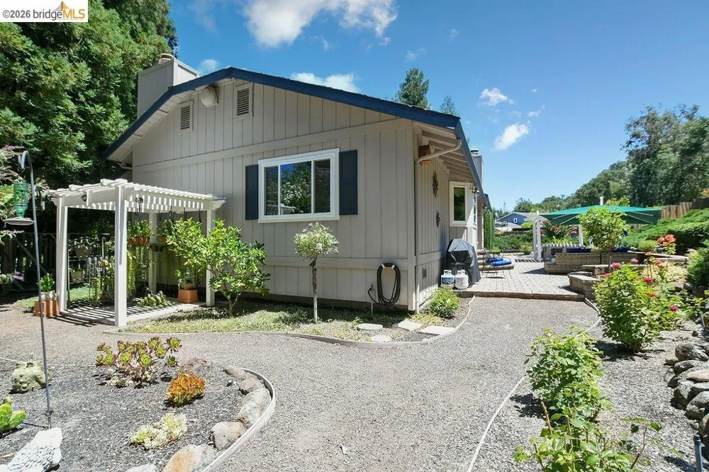 2090 Pebble Dr Alamo, CA 94507