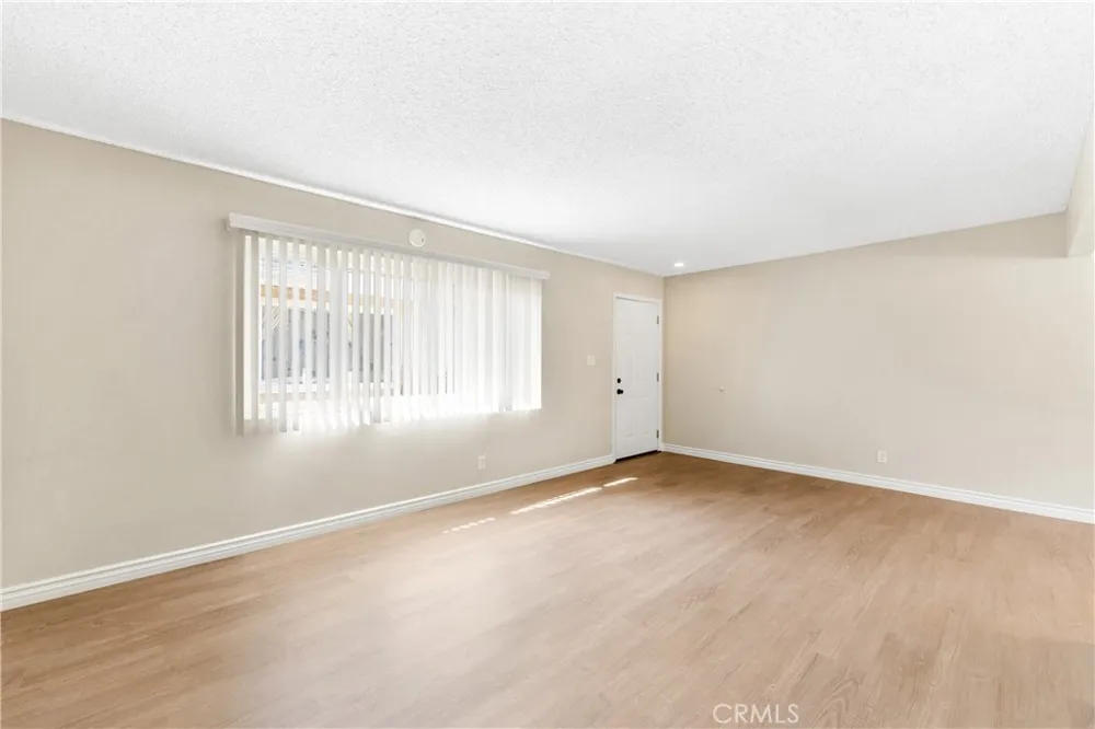 5932 Santa Barbara Avenue E #B Garden Grove, CA 92845