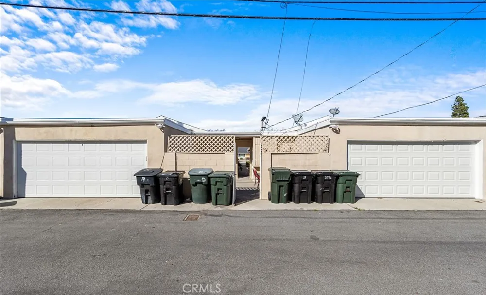 5932 Santa Barbara Avenue E #B Garden Grove, CA 92845