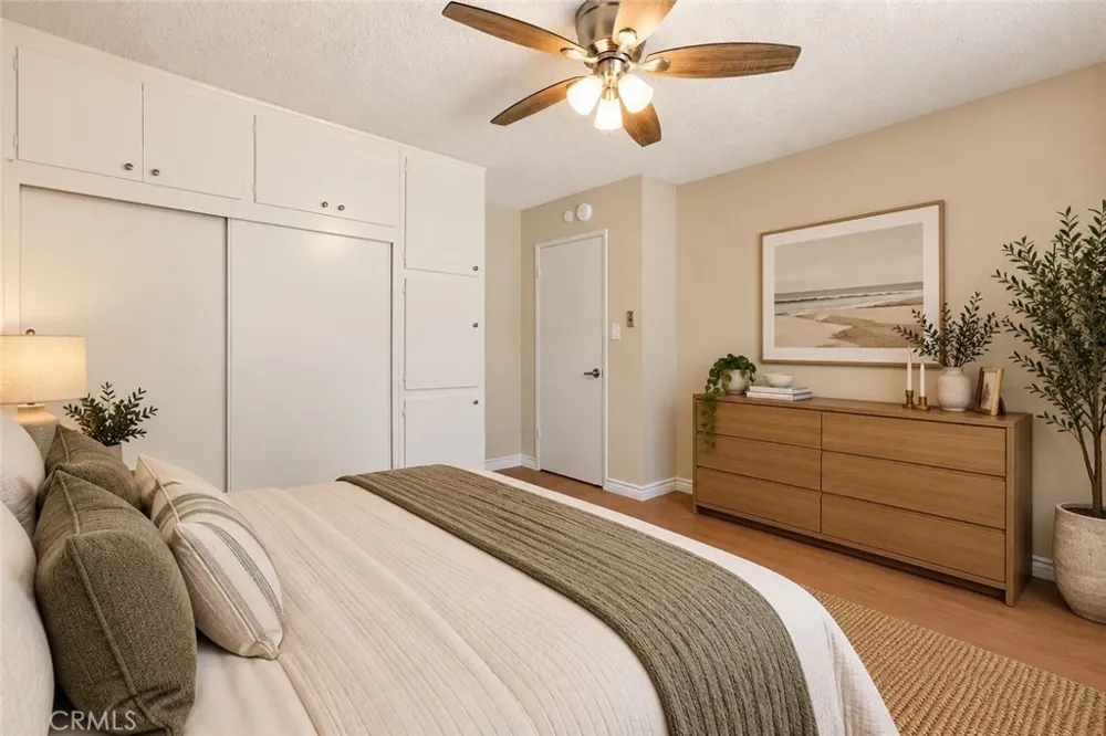 5932 Santa Barbara Avenue E #B Garden Grove, CA 92845