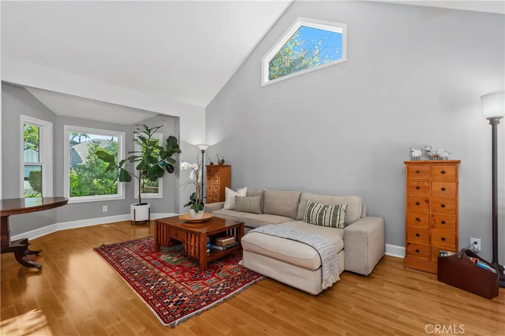 25685 La Cima Laguna Niguel, CA 92677