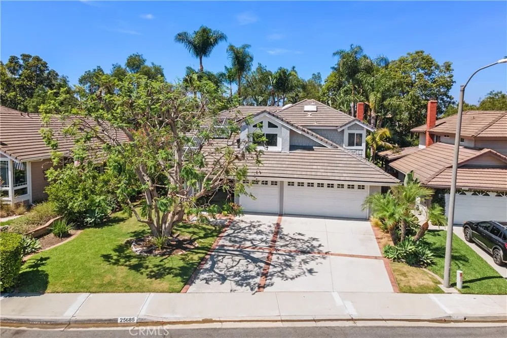 25685 La Cima Laguna Niguel, CA 92677