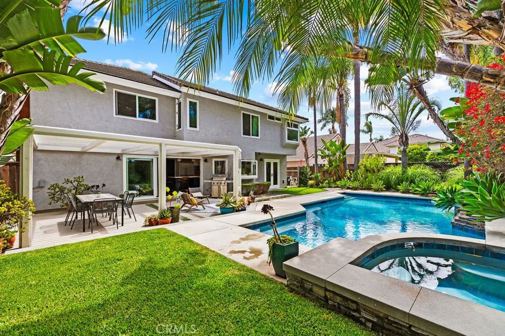 25685 La Cima Laguna Niguel, CA 92677