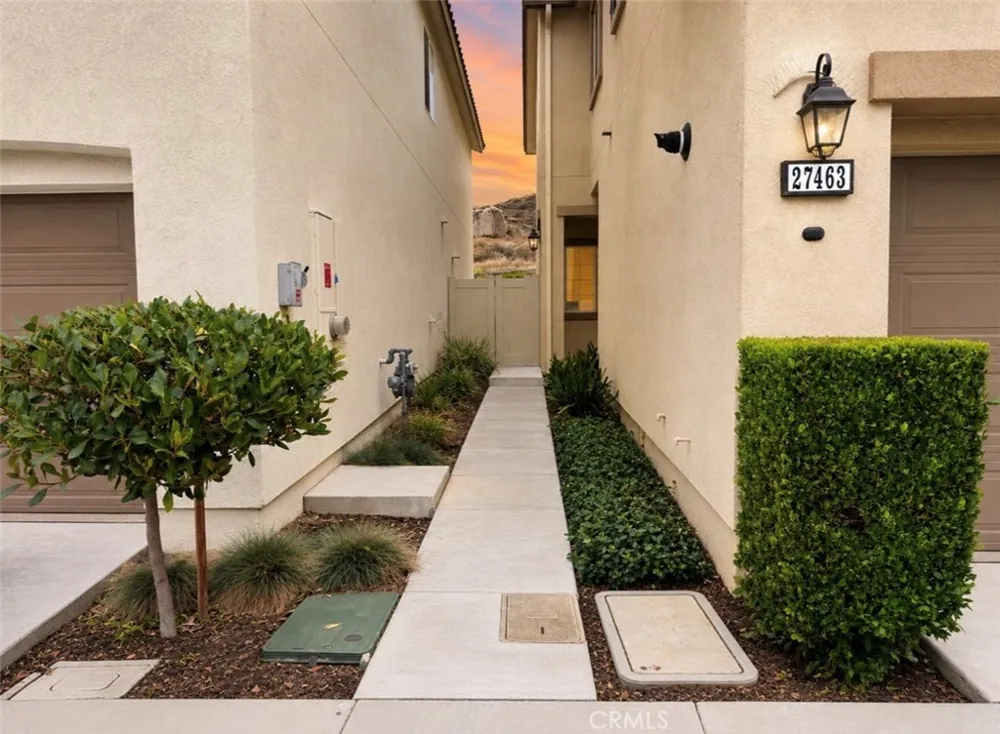 27463 Moonstone Moreno Valley, CA 92555