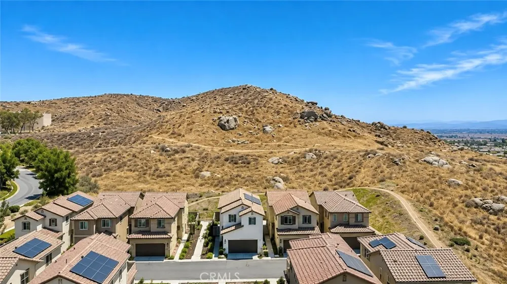 27463 Moonstone Moreno Valley, CA 92555