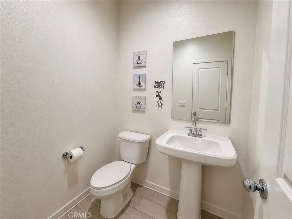 27463 Moonstone Moreno Valley, CA 92555