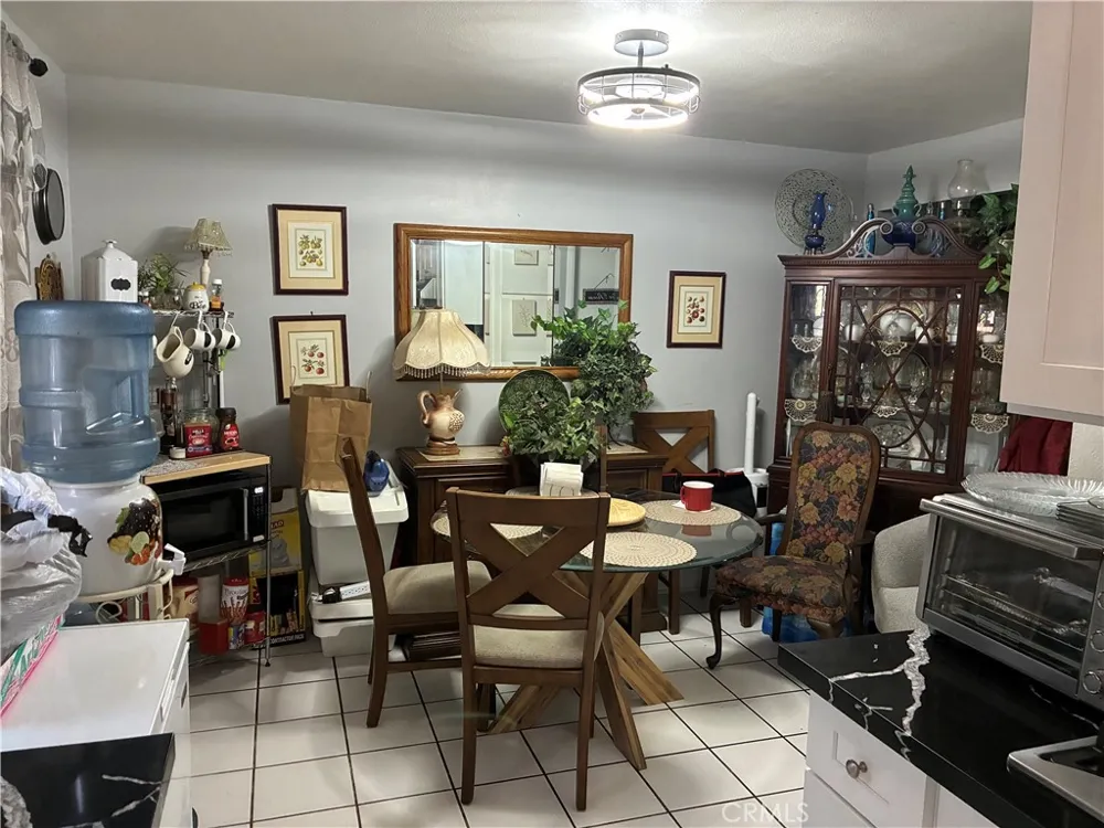 124 E Merrill Rialto, CA 92376