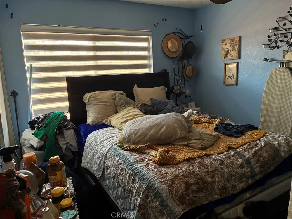 124 E Merrill Rialto, CA 92376