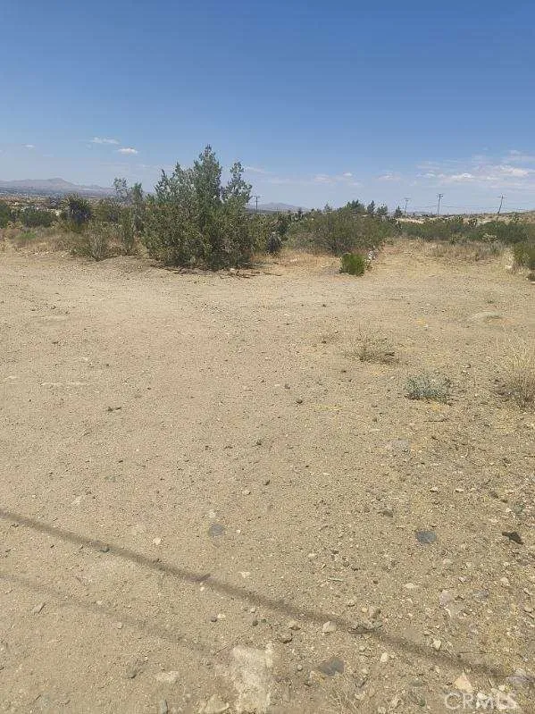 20727 Canyon Apple Valley, CA 92308