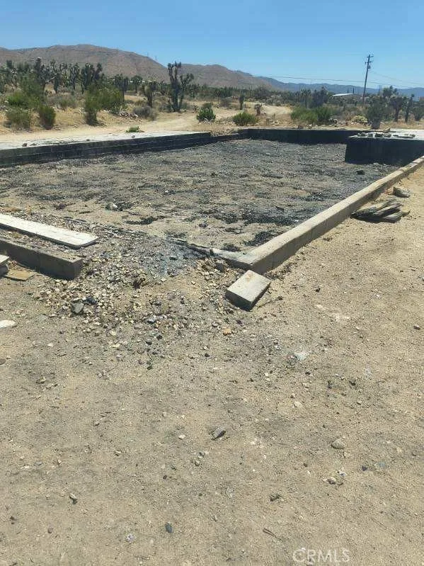 20727 Canyon Apple Valley, CA 92308