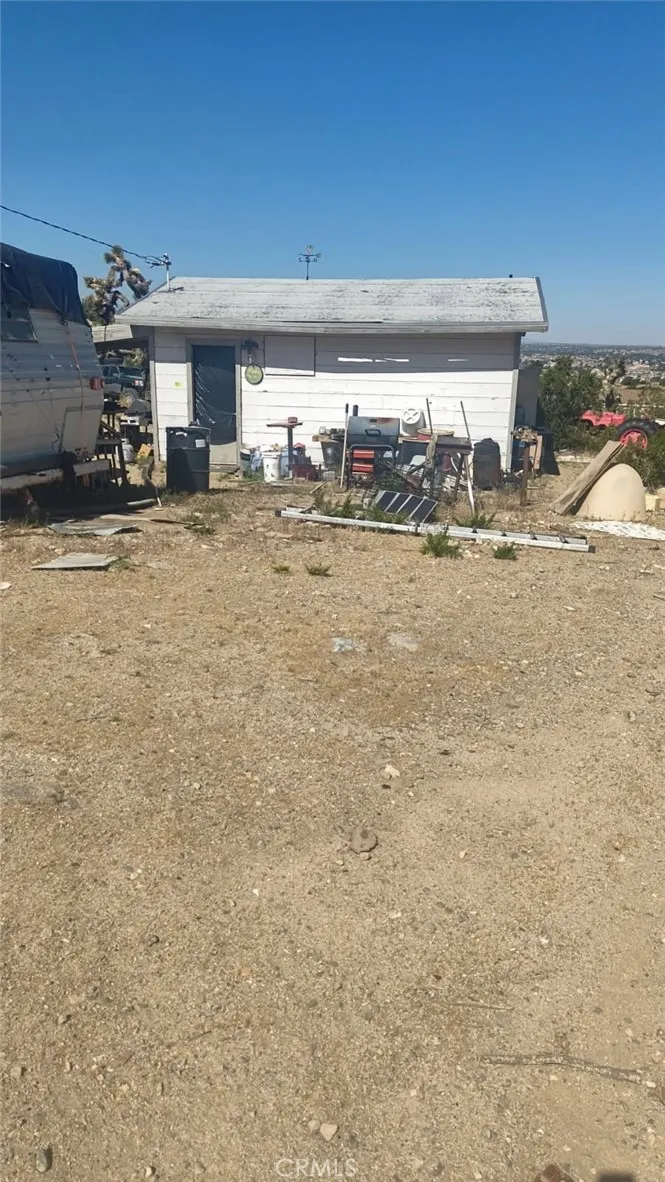 20727 Canyon Apple Valley, CA 92308
