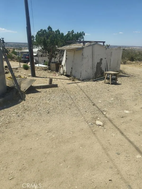 20727 Canyon Apple Valley, CA 92308
