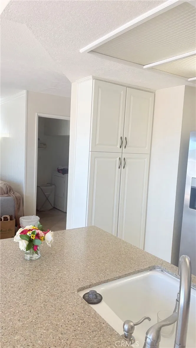 21211 Serra Vista Lake Forest, CA 92630