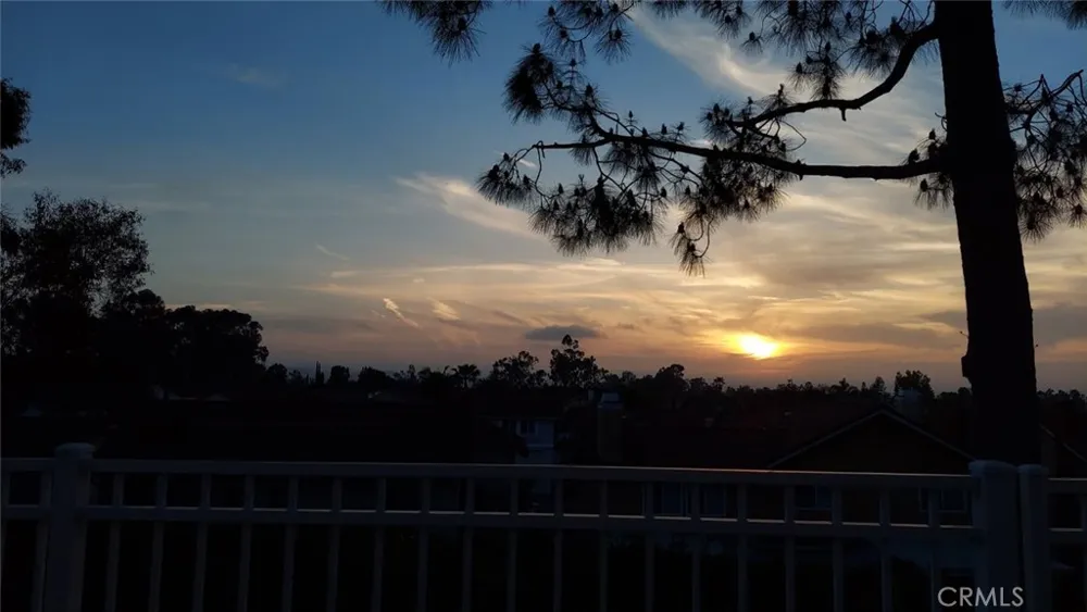 21211 Serra Vista Lake Forest, CA 92630