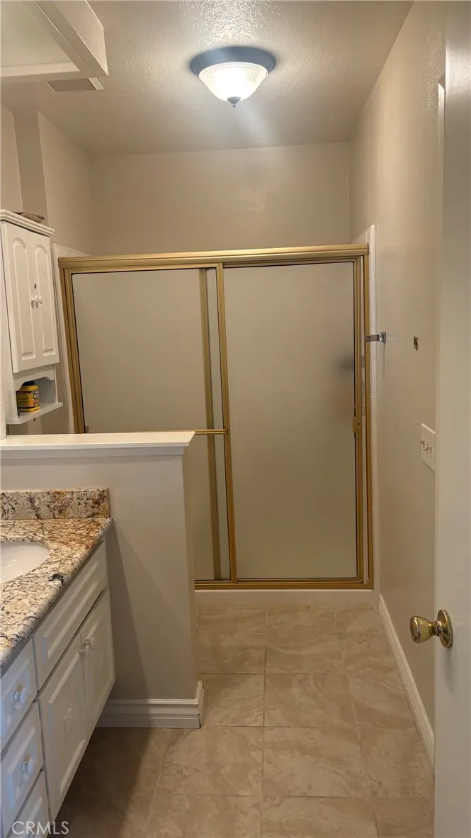 21211 Serra Vista Lake Forest, CA 92630