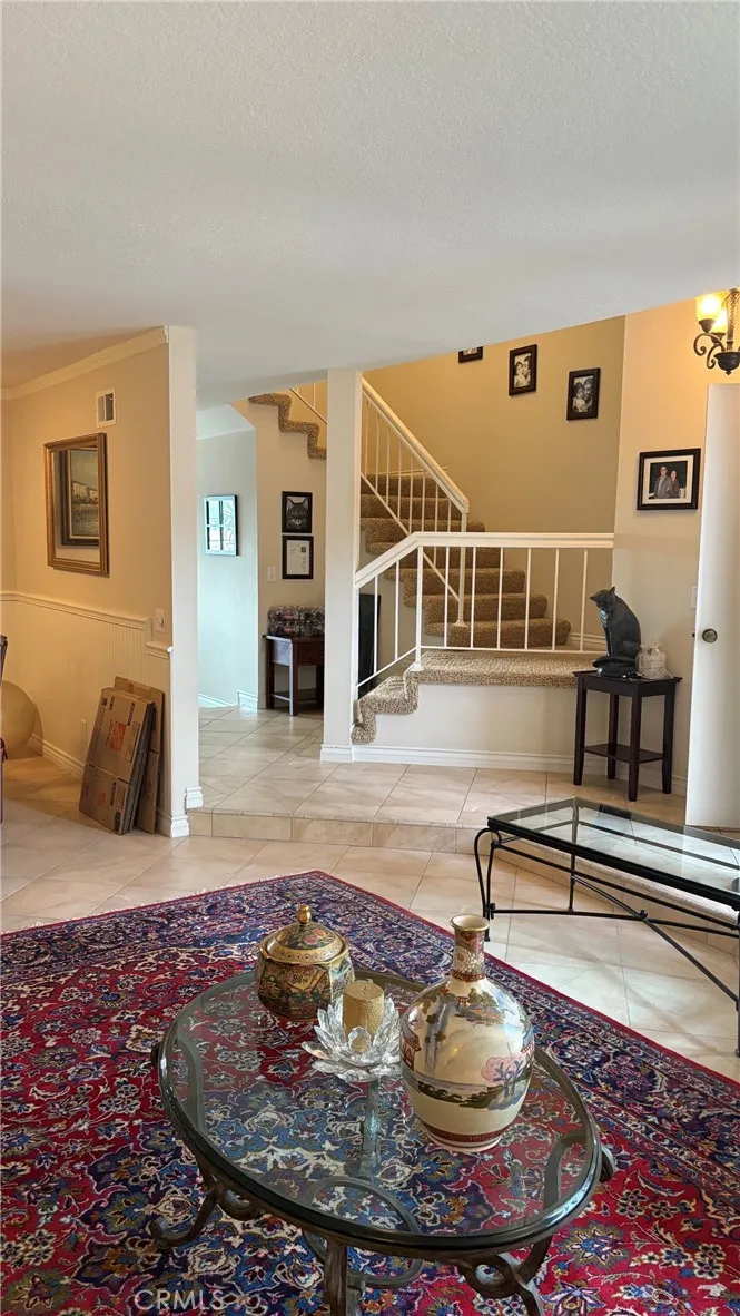 21211 Serra Vista Lake Forest, CA 92630