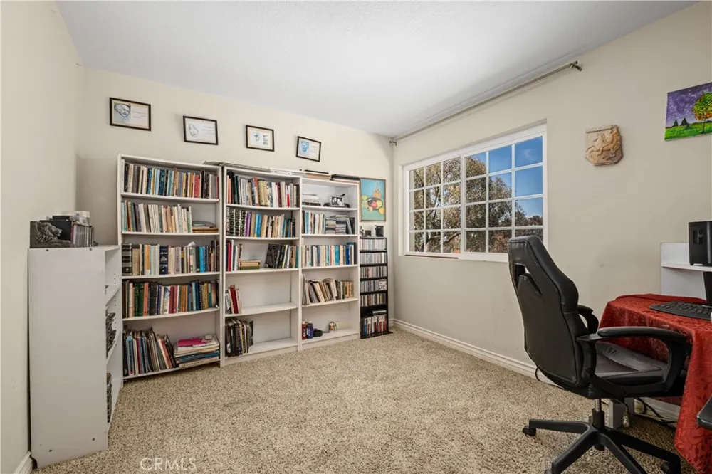 21211 Serra Vista Lake Forest, CA 92630