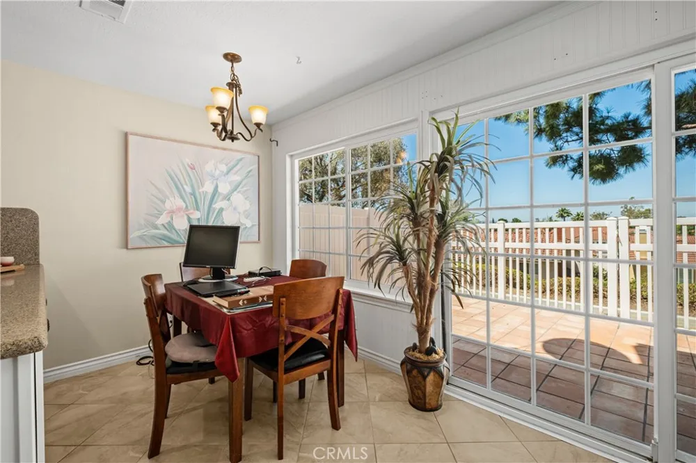 21211 Serra Vista Lake Forest, CA 92630