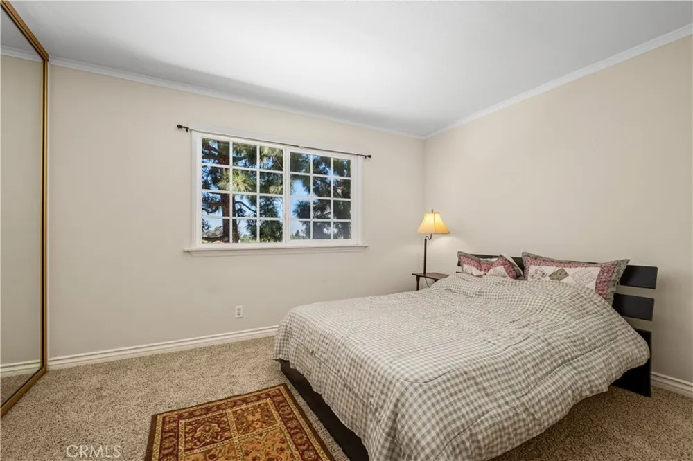21211 Serra Vista Lake Forest, CA 92630