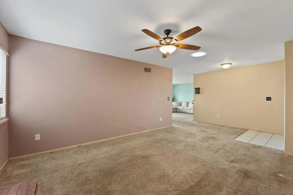 1802 Pamela Ln Escondido, CA 92026