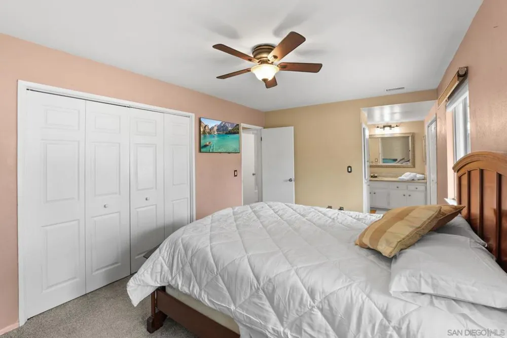 1802 Pamela Ln Escondido, CA 92026