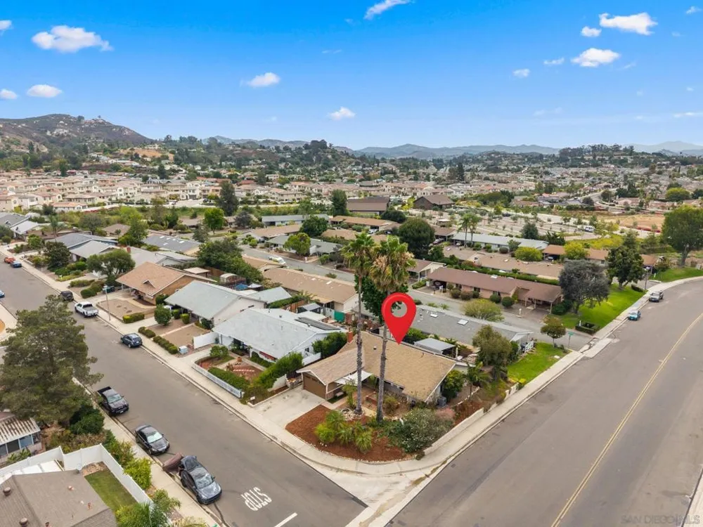 1802 Pamela Ln Escondido, CA 92026
