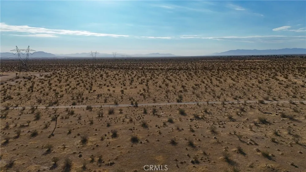 751 Wilson Ranch Phelan, CA 92371