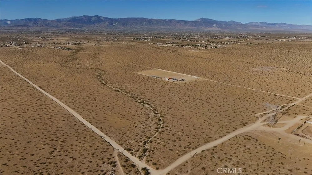 751 Wilson Ranch Phelan, CA 92371