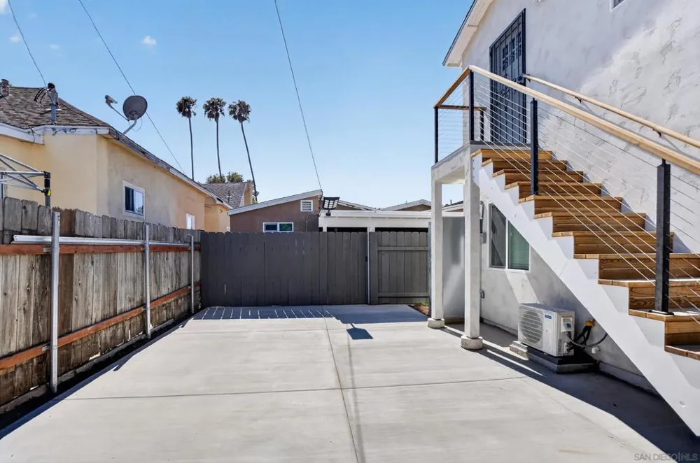 4131 45th St #2 San Diego, CA 92105
