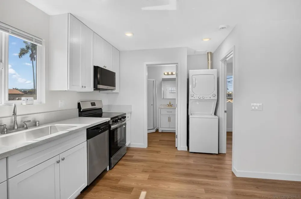 4131 45th St #2 San Diego, CA 92105
