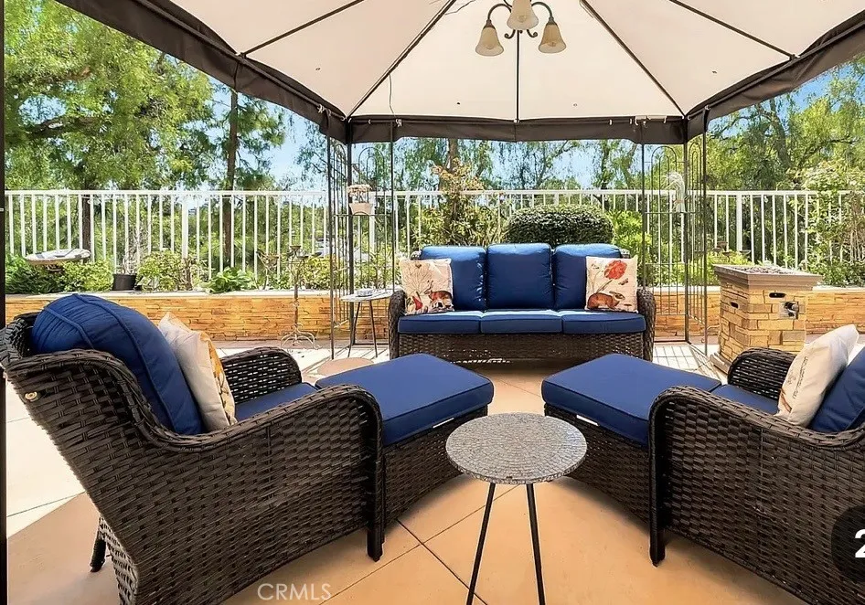 34 Santa Monica Aliso Viejo, CA 92656