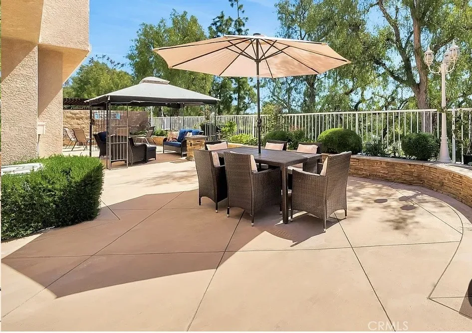34 Santa Monica Aliso Viejo, CA 92656