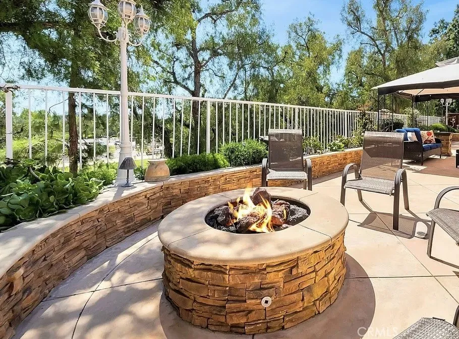 34 Santa Monica Aliso Viejo, CA 92656
