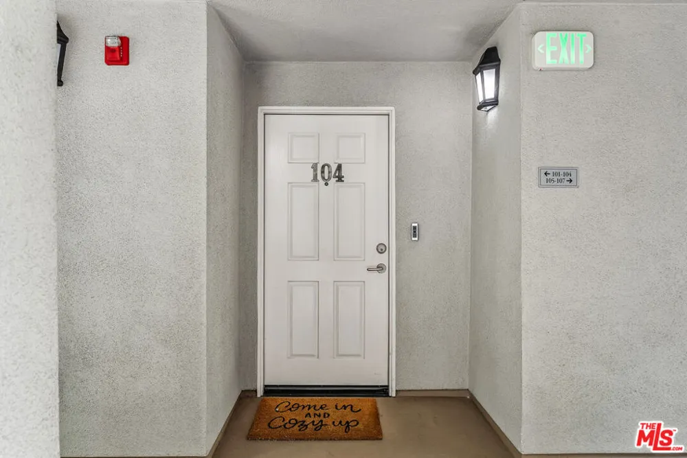 1000 E Ocean Boulevard #104 Long Beach, CA 90802