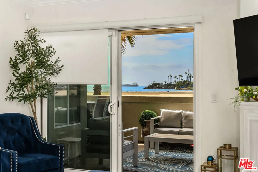 1000 E Ocean Boulevard #104 Long Beach, CA 90802