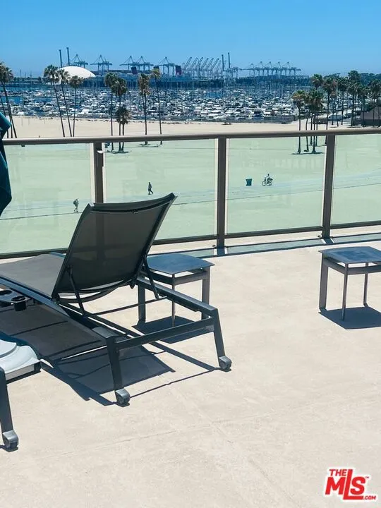 1000 E Ocean Boulevard #104 Long Beach, CA 90802