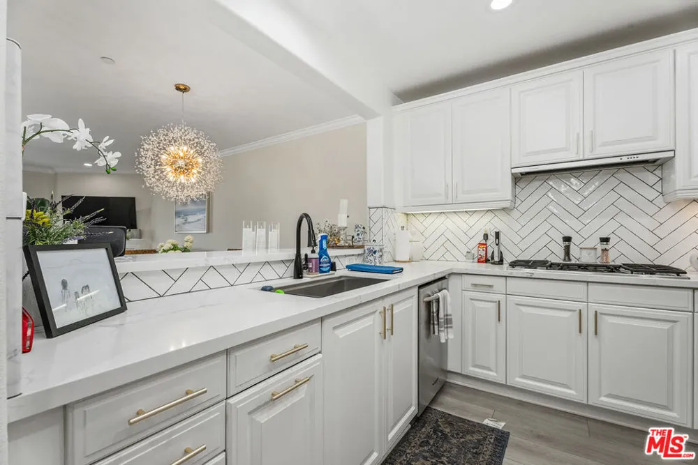 1000 E Ocean Boulevard #104 Long Beach, CA 90802
