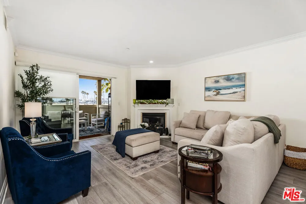 1000 E Ocean Boulevard #104 Long Beach, CA 90802