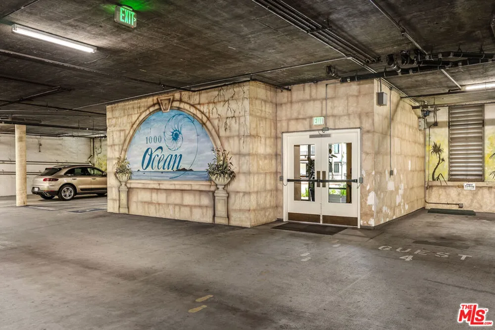 1000 E Ocean Boulevard #104 Long Beach, CA 90802