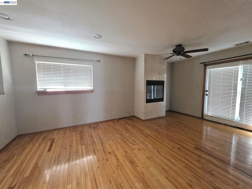 409 Avalon Way Suisun City, CA 94585