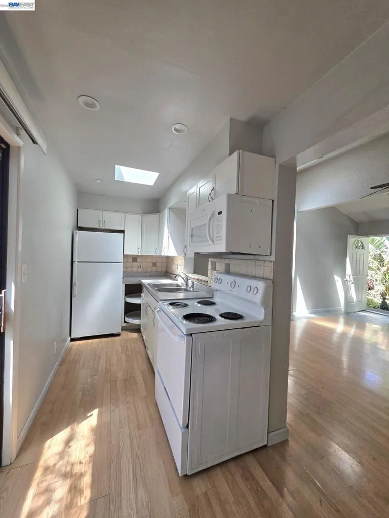409 Avalon Way Suisun City, CA 94585