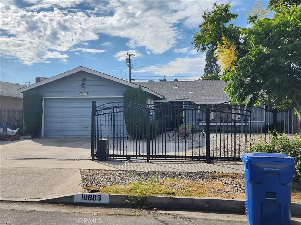 10883 Vinedale Sun Valley, CA 91352